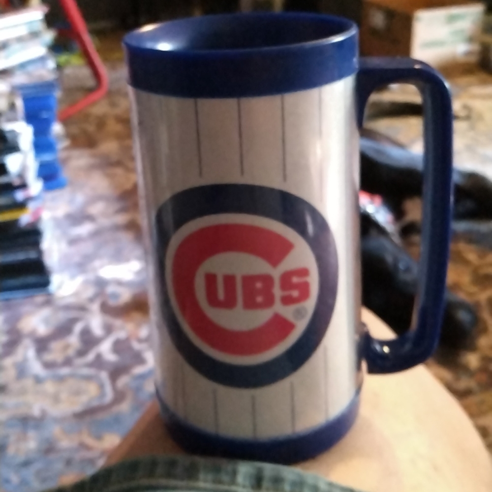 Cubs 2002 Heilemans 100 Year  Anniversary Mug